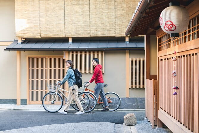 Private Kyoto Back Street Cycling Tour W. Eng-Speaking Guide - Health and Accessibility Information