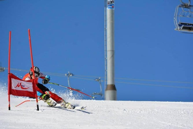Private lessons in Bansko with former national ski racer - How personalized ski lessons with a former national racer work in Bansko