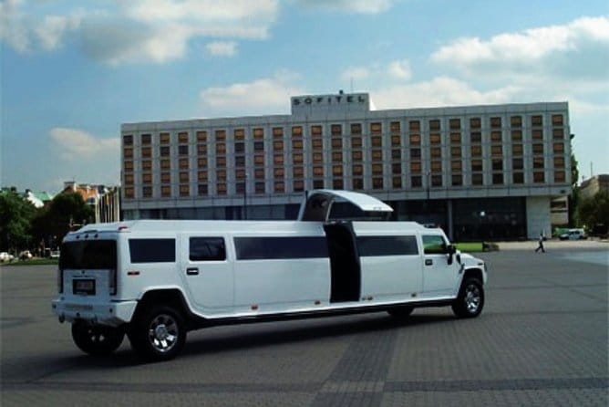 Private Limo Service: Airport Transfer from Chopin WAW - Practical Tips for Booking and Using This Service