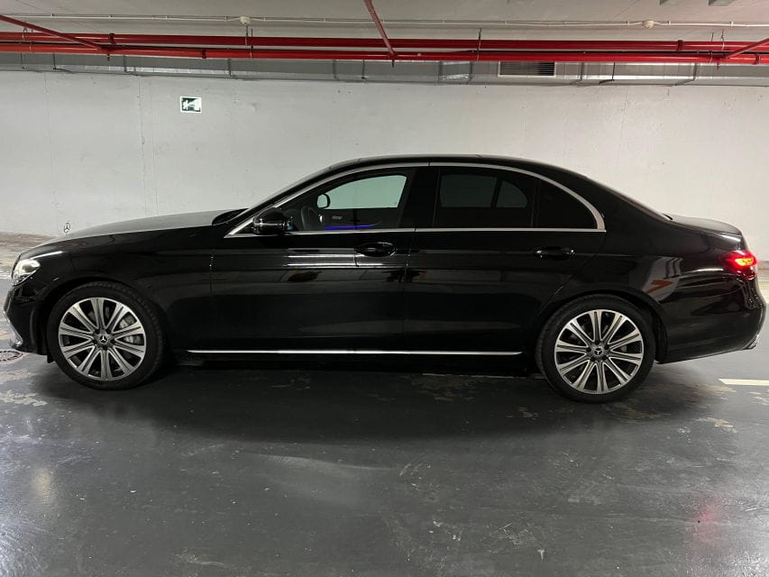 Private Limousine Premium Transfer - Vehicle and Experience