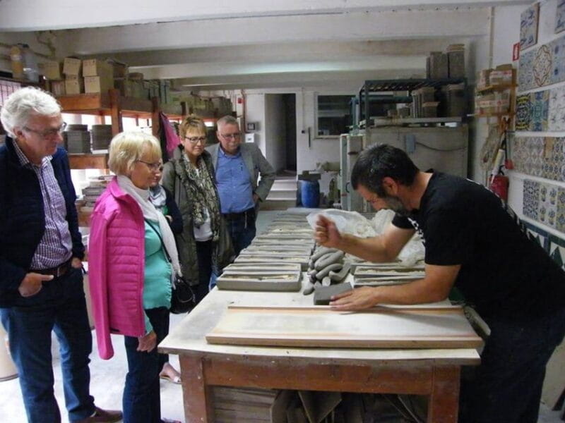 Private Lisbon Arrábida Wine Tour: Culture, Scenery & Wines - Starting Out: Pickup and First Impressions