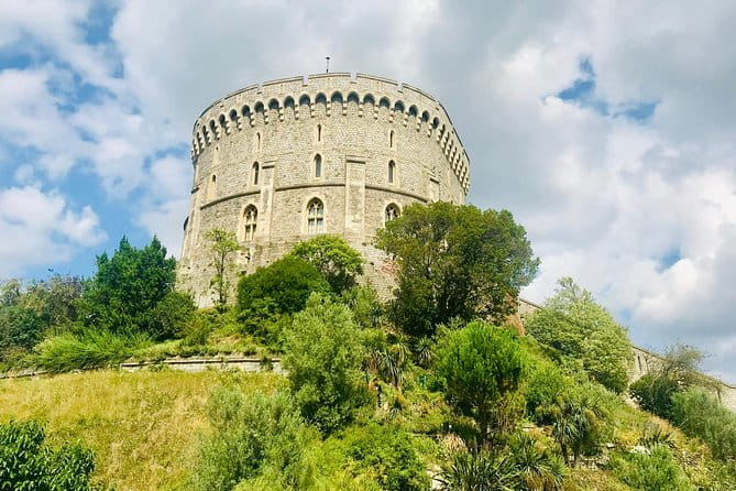 Private London Taxi Royal Windsor and Runnymede Tour - Key Points / Takeaways