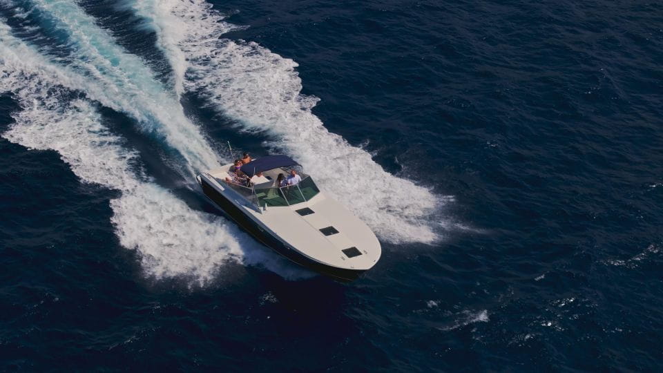 Private Luxury Boat Transfer : From Napoli to Capri - Onboard Amenities and Comforts