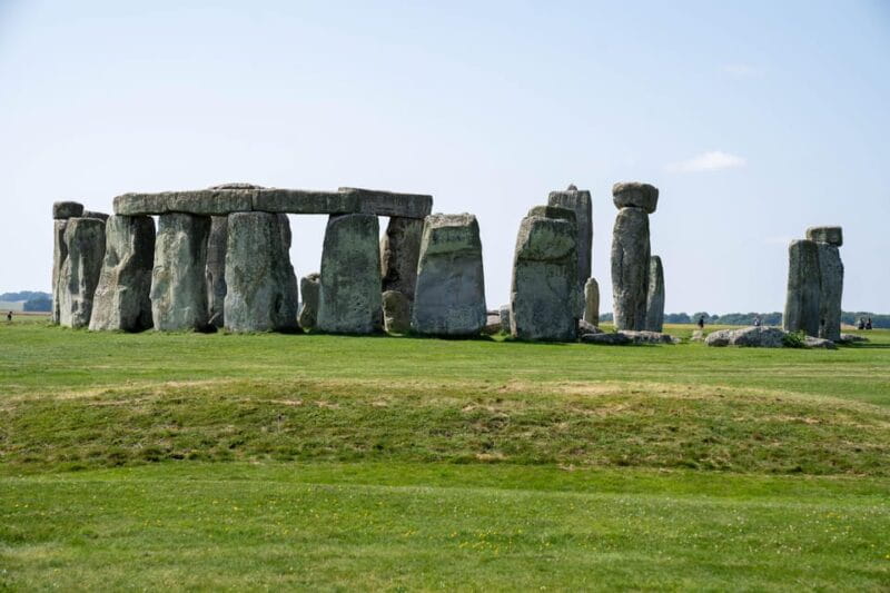Private Luxury Day Tour of Stonehenge and Bath from Oxford - Unpacking the Experience: A Deep Dive into the Tour