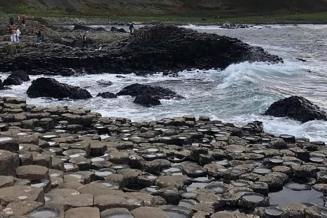 Private Luxury Giants Causeway Trip from Belfast - The Journey Begins: Seamless Pickup from Belfast