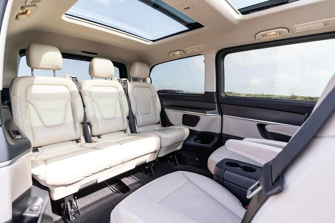 Private luxury transfer from Edinburgh Airport to Edinburgh - Key points / Takeaways