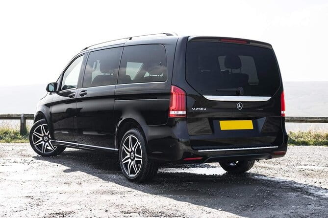 Private luxury transfer from Edinburgh Airport to Edinburgh - Who Is This Experience Best For?