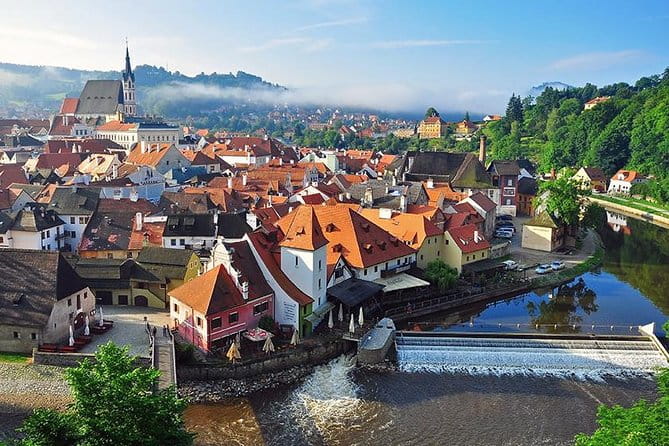 Private Luxury Transfer to Cesky Krumlov from Prague - A Comfortable, Convenient Way to Reach Cesky Krumlov