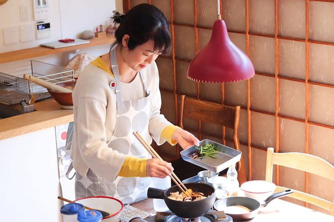 Private Market Tour & Japanese Cooking W/Aki in a Beautiful Home - Cooking Lesson in Akis Home