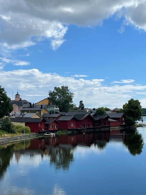 Private Medieval Porvoo by Car from Helsinki - The Scenic Drive and Final Touches