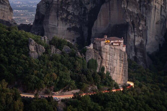 Private Meteora By Night Photography Tour - Exploring Meteora at Night: The Experience in Detail