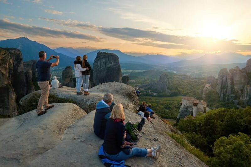 Private Meteora Monasteries Tour from Thessaloniki! - Practical Tips for a Great Day at Meteora