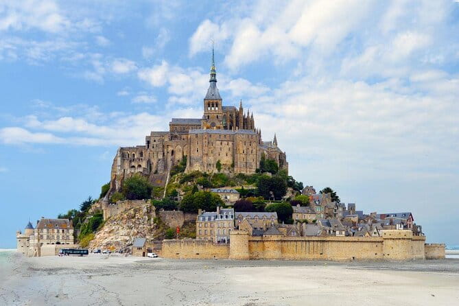 Private Mont Saint-Michel Trip by Mercedes from Paris with Lunch - Key Points / Takeaways