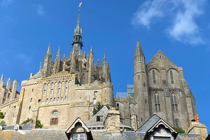 Private Mont Saint-Michel Trip by Mercedes from Paris with Lunch - Authentic, Well-Organized Tour Experience