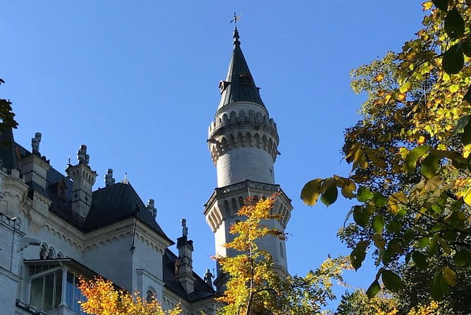 Private Neuschwanstein castle tour from Oberammergau village - Key points / Takeaways