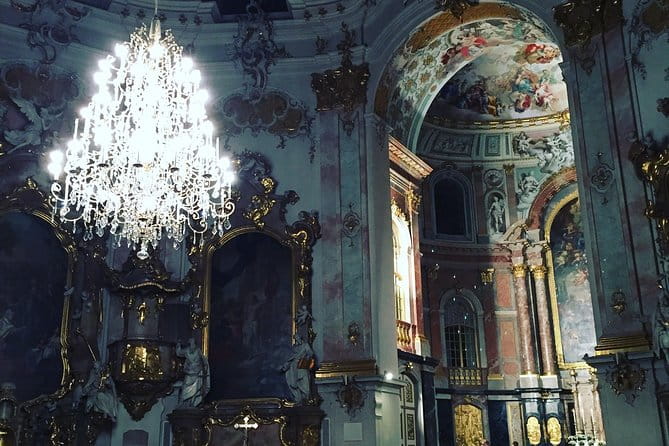 Private Neuschwanstein castle tour from Oberammergau village - Who is this tour ideal for?