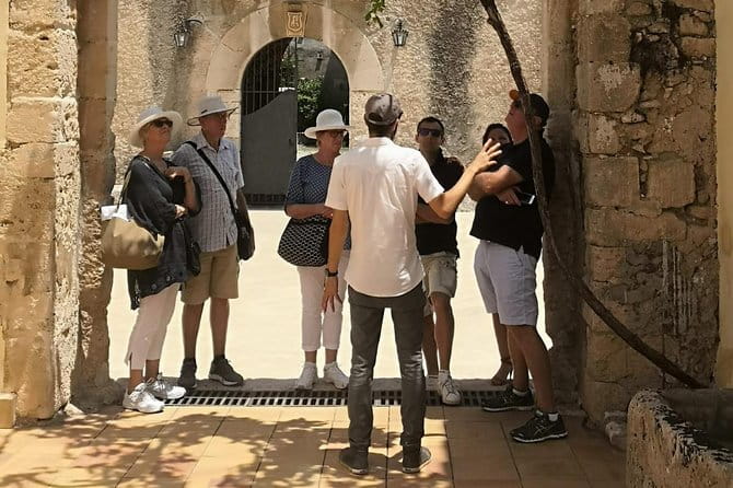 Private Noto & Marzamemi Tour with Seaside Seafood lunch - Starting Your Adventure: Pickup and Logistics