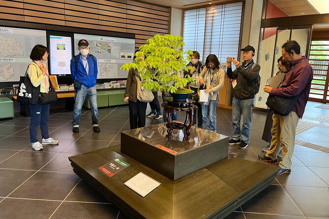 Private Omiya Bonsai Village Tour With Licensed Guide - Whats Included in the Tour