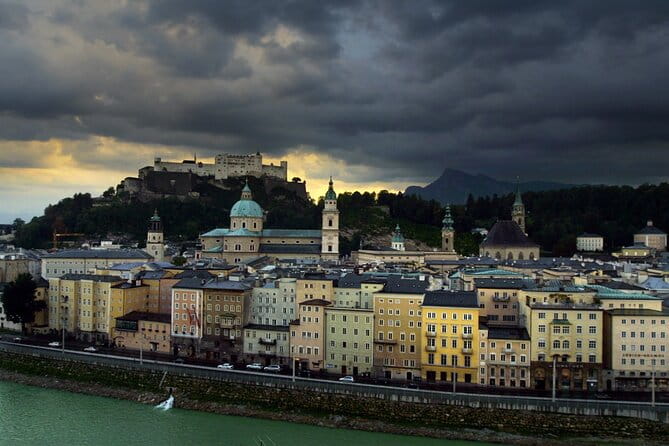 Private one way Sightseeing Transfer From Salzburg To Prague Via Cesky Krumlov - Who Will Love This Experience?
