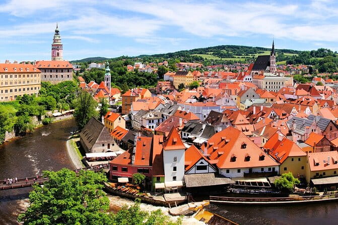 Private one way transfer from Cesky Krumlov to Vienna - Price and Value: Is It Worth It?