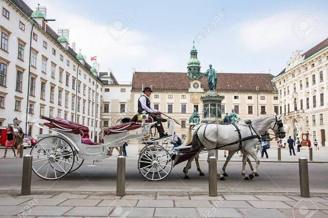Private one way transfer from Cesky Krumlov to Vienna - Who Will Most Appreciate This Service?