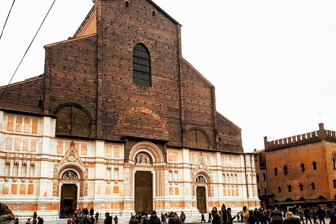 Private or Semi-Private Tour of the Historic Center of Bologna - Guided Tour Experience