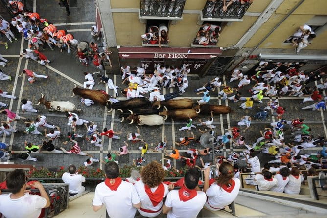 Private Pamplona SAN FERMIN & Bull Run Pick up from San Sebastian - Key Points / Takeaways
