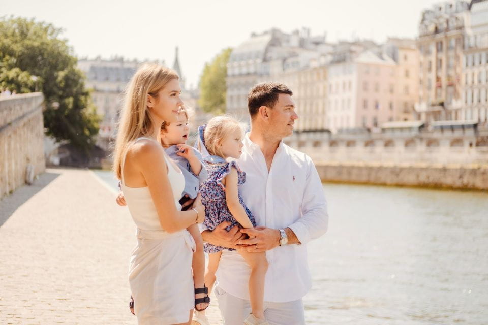 Private Paris Multiple Places Photoshoot by a Filmmaker - Itinerary and Locations