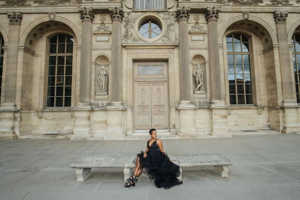 Private Paris Multiple Places Photoshoot by a Filmmaker - Storytelling During the Tour