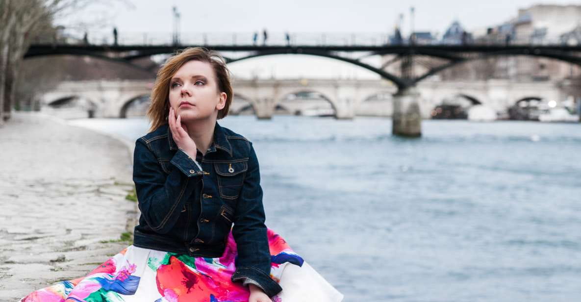 Private Paris Multiple Places Photoshoot by a Filmmaker - Delivery of Edited Photos