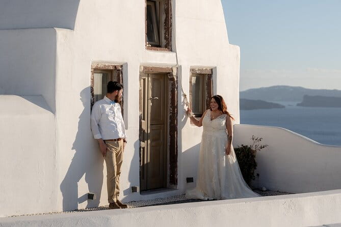 Private Photo Session in Santorini - Exploring Santorini Through a Lens: A Deep Dive into the Private Photo Session