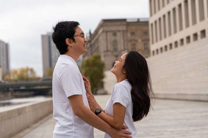 Private Photo Session in the Streets of Berlin - Analyzing the Cost and Value