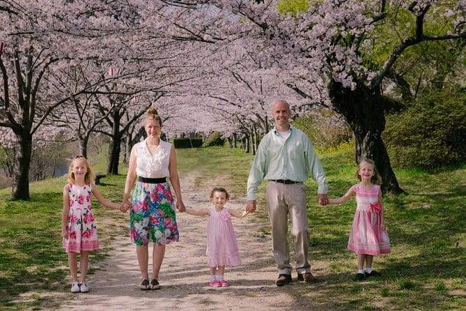 Private Photo Session With a Local Photographer in Iwakuni - What to Expect During Your Session