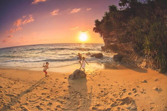 Private Photo Session With a Local Photographer in Okinawa - High-Quality Photo Delivery