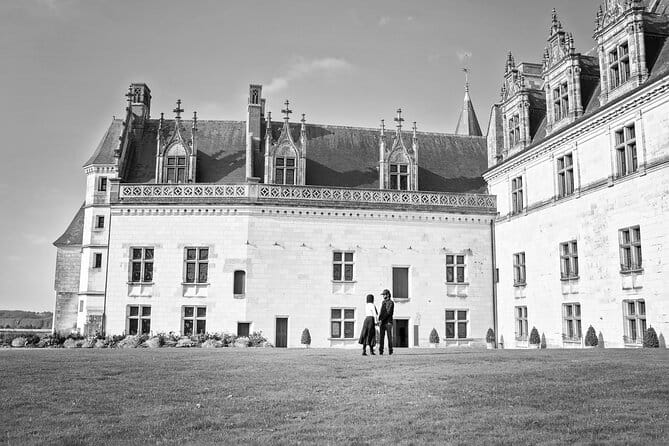 Private Photo Shoot in Amboise - Who Should Consider This Experience?