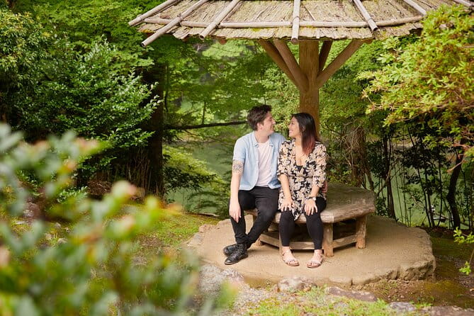 Private Photo Shoot & Walk in Kyoto - Professional Photo Shoot - Meeting Point and Location