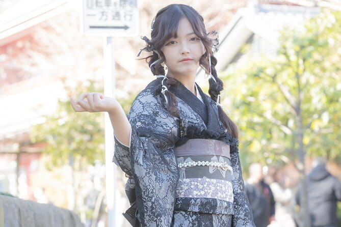 Private Photo Tour and Snapshots in Tokyo - Meeting and Pickup