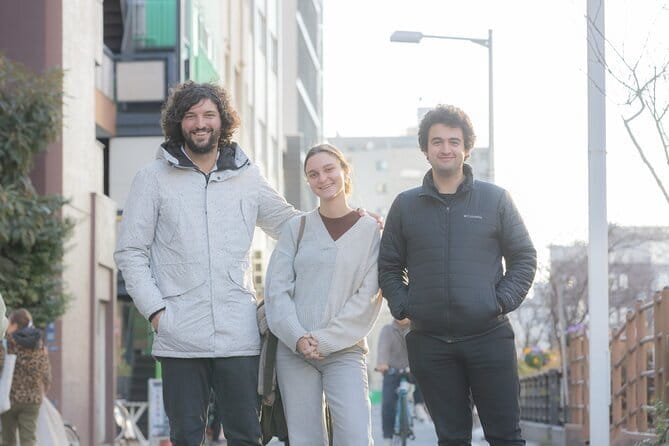 Private Photo Tour and Snapshots in Tokyo - Customized Photo Editing