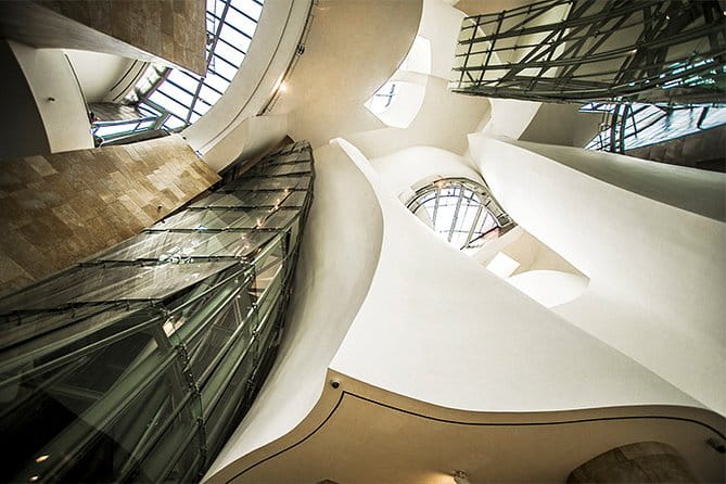 Private Photographic Walk of San Sebastian and Bilbao - Discovering the Basque Coast’s Artistic and Cultural Gems