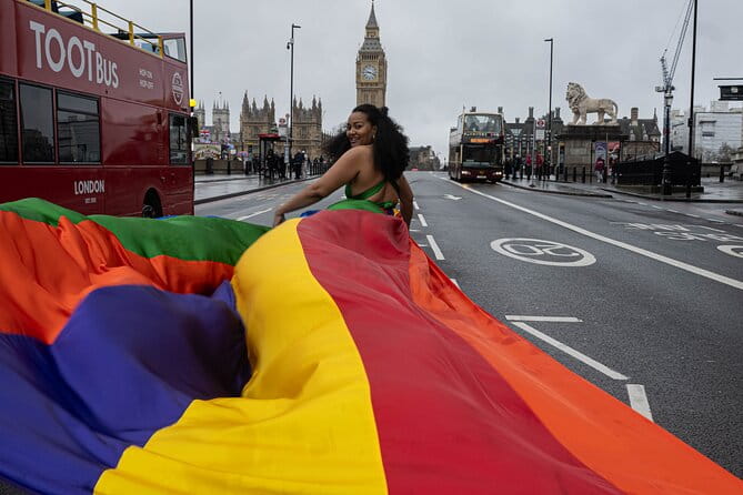 Private Photography of Flying Dress Africa - Key Points / Takeaways