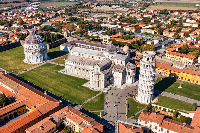 Private Pisa and Lucca Wine Tour From Florence - Experience