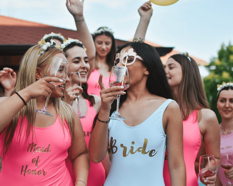 Private Pub / Bar Crawl Group Size 6-20 people - Frequently Asked Questions