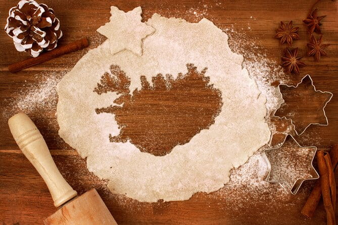 Private Reykjavik Christmas Walking Tour - Entering Reykjavik’s Christmas Spirit at Fógetagarðurinn