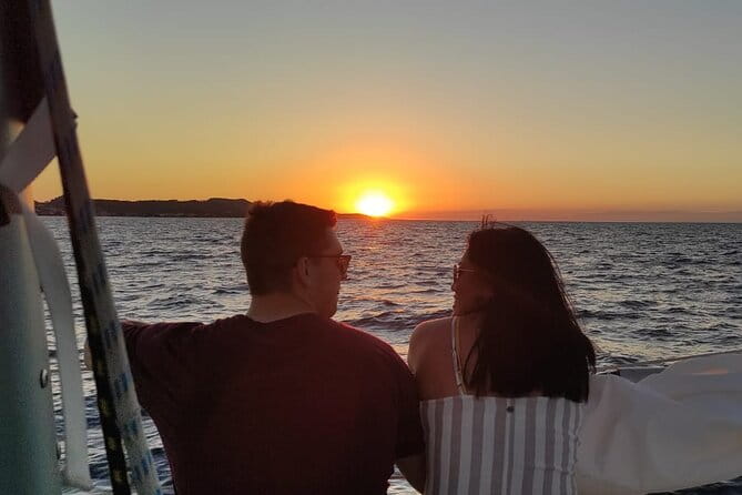 Private - Romantic Sunset Sailing on a 36ft yacht from Hvar (up to 8 travellers) - Exploring the Experience in Detail