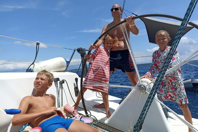 Private - Romantic Sunset Sailing on a 36ft yacht from Hvar (up to 8 travellers) - FAQ