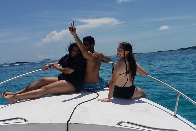 Private Rose Island Tour Snorkeling Fishing Swimming With Pigs - Accessibility Information