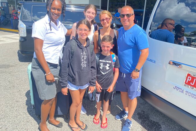 Private Roundtrip Airport Transfer to Montego Bay Hotels in Jamaica - Restroom Stops Available