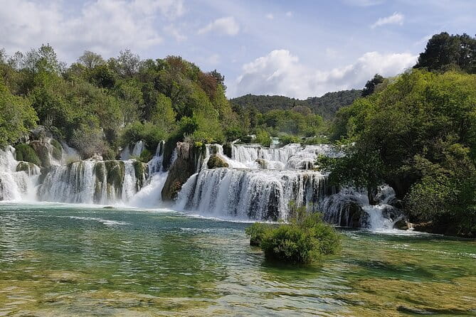 Private Roundtrip Transfer from Zadar to Krka National Park - Key points / Takeaways