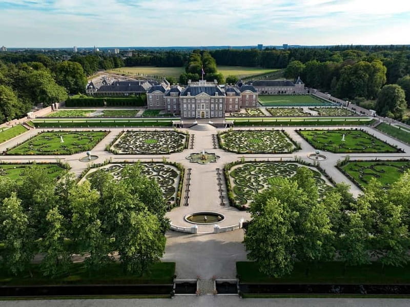 Private Royal Tour : Paleis Het Loo and Muiderslot castle - An In-Depth Look at the Royal and Castle Tour