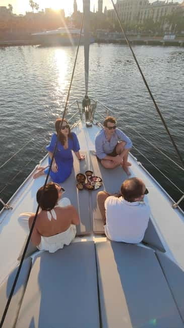 Private Sailboat Barcelona Luxury Boat + Aperitifs & Drinks - The Experience in Detail: From Departure to Return